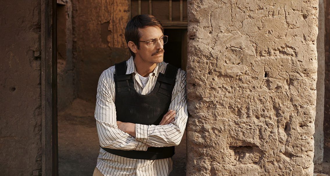 Joel Kinnaman in TNT’s ‘High Value Target: The Hunt for Saddam.’