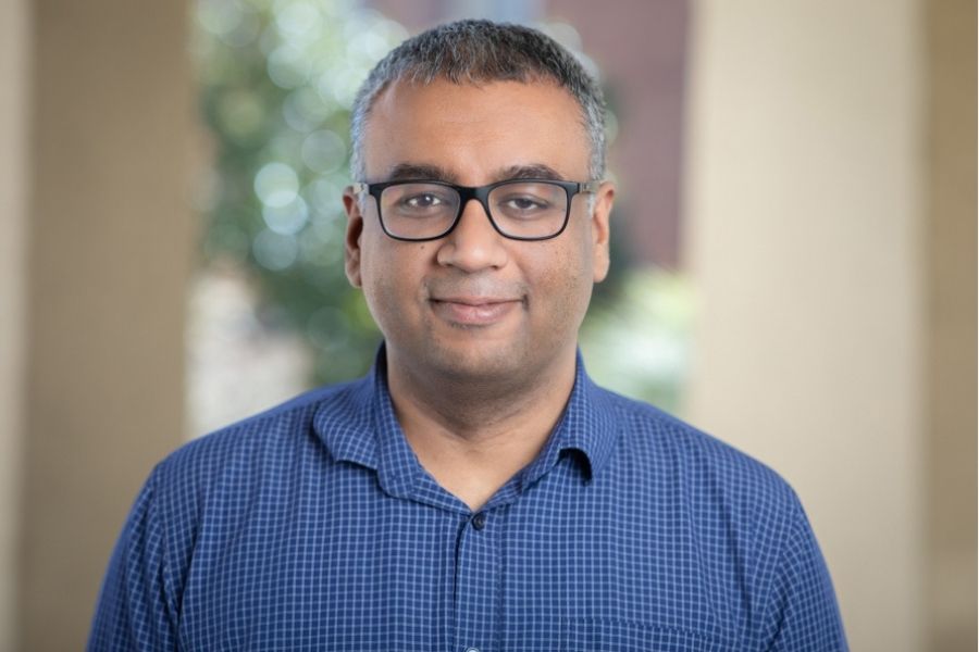A photo portrait of a man.
