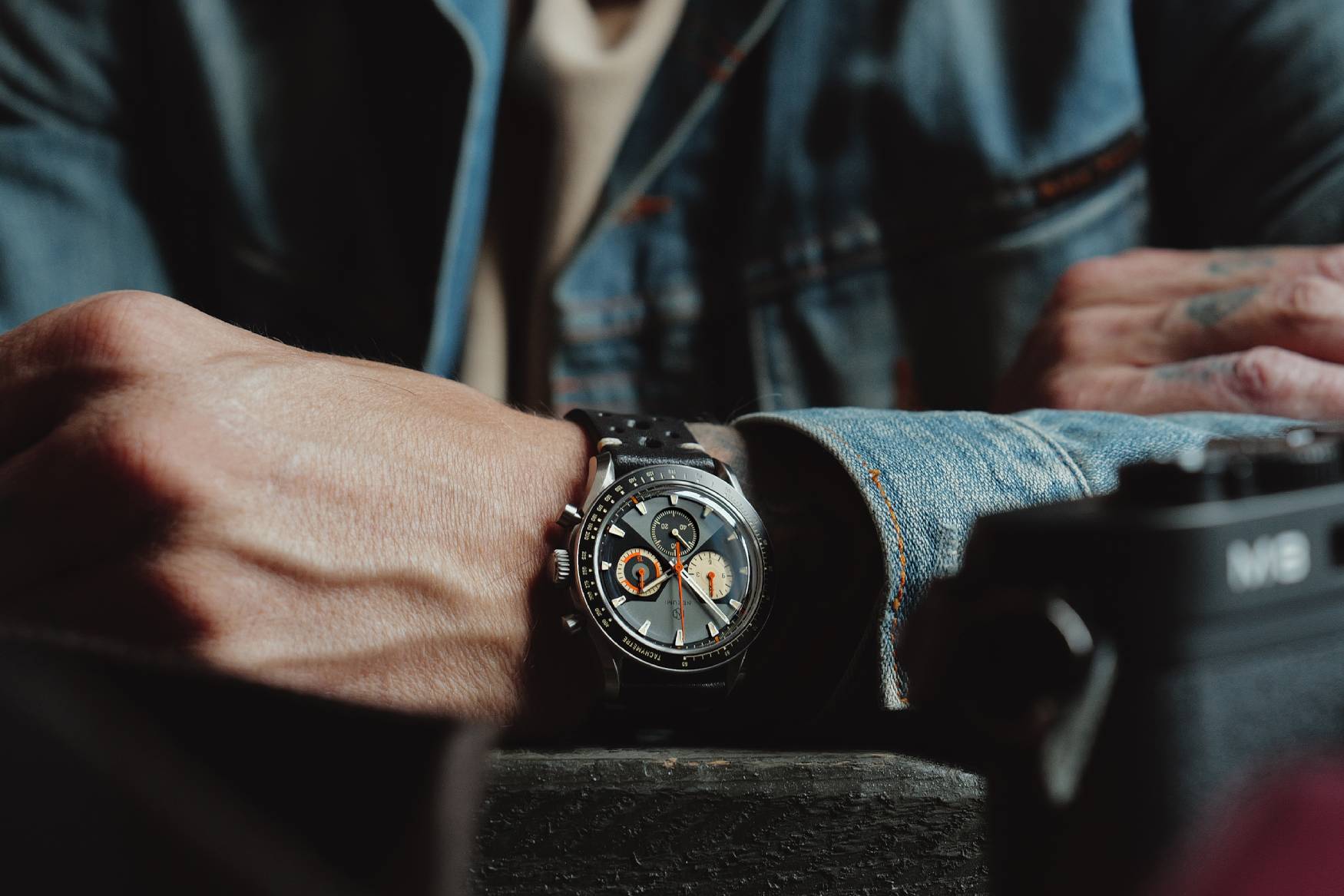 Nezumi Voiture VM2 1102 wrist shot 1