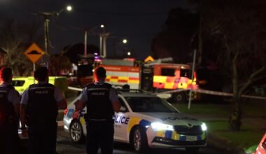 Papatoetoe incident: Police cordon off Cambridge Tce