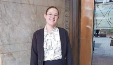 Graduate job seeker applies for more than 600 jobs in tough market