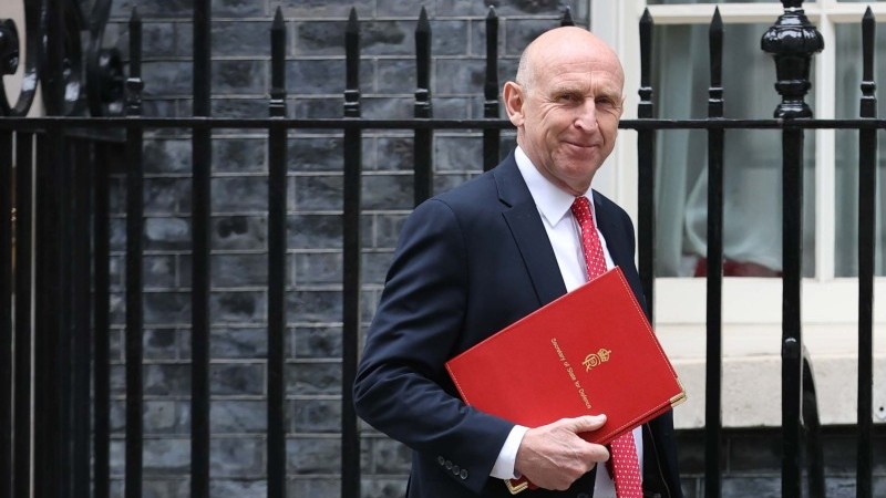 Rates Spark: Kevin Warsh and John Healey walk into a bar
