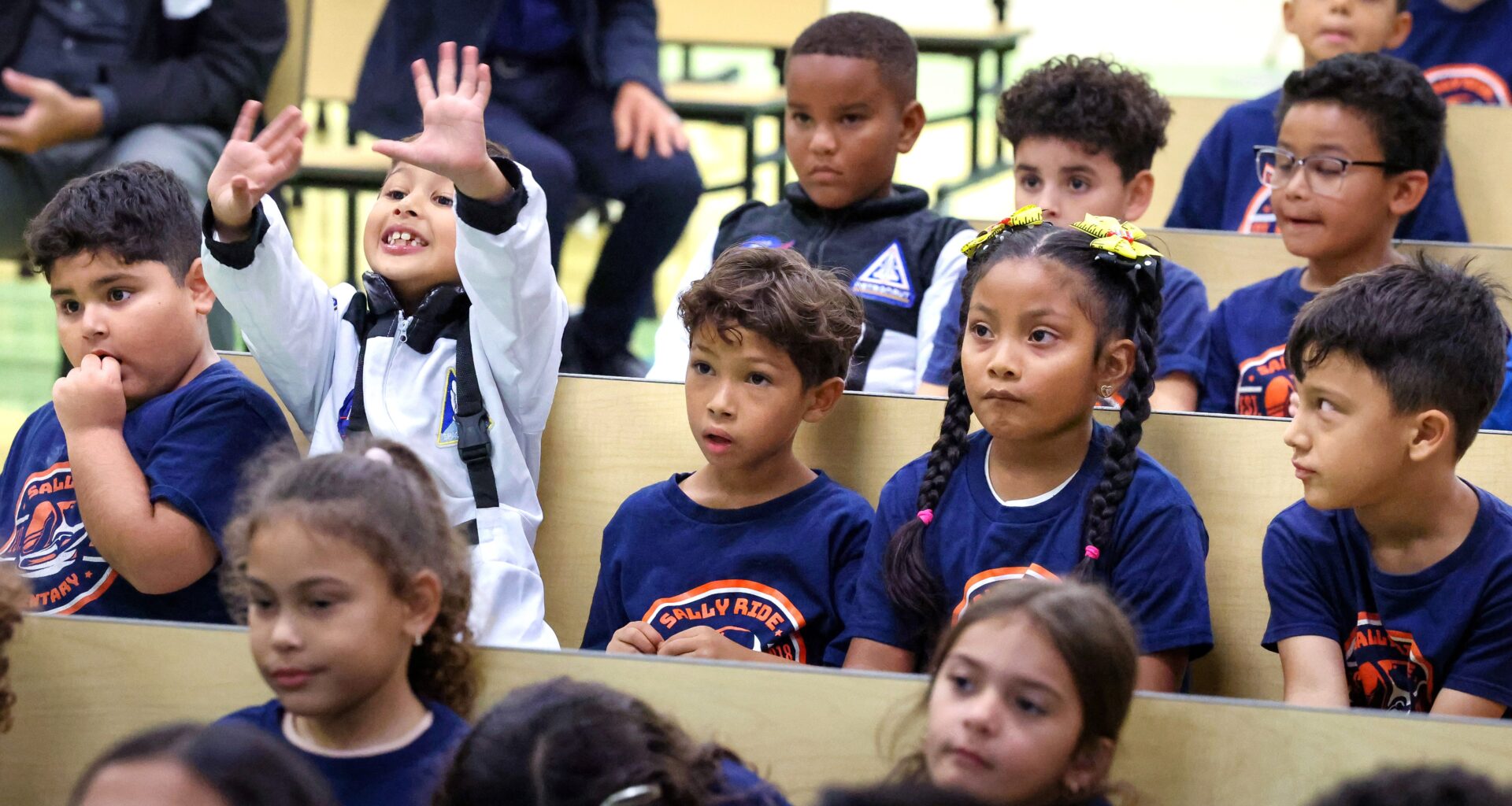 Orlando’s Sally Ride Elementary kids chat with astronauts, including one raised in Central Florida – Orlando Sentinel