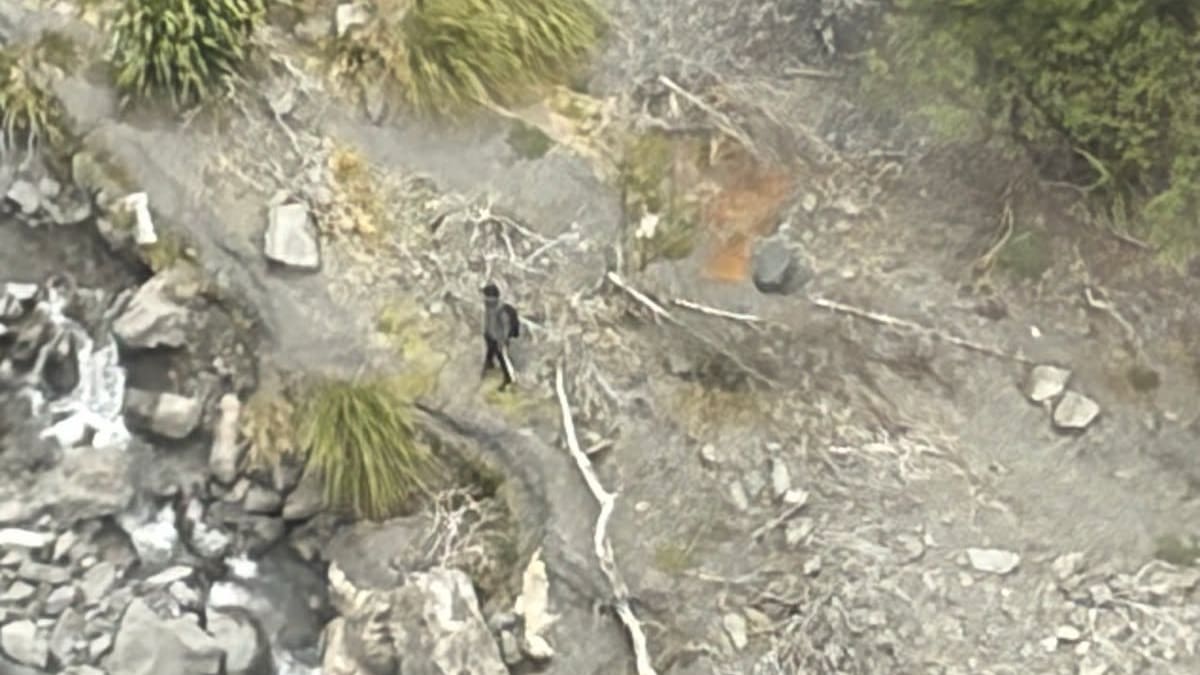 Air Force shares pictures from rescue of Hawke’s Bay teen missing after school hike in Ruahine Forest Park