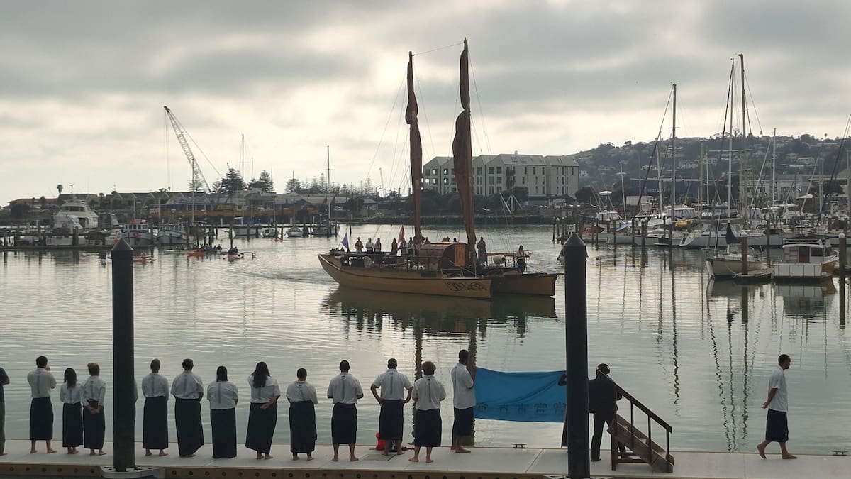 Waka welcomed home to Ahuriri after 54 nights navigating the Pacific by starlight