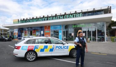 Māngere incident: Police investigate as two seriously injured after Harwell Place incident, armed officers at health clinic