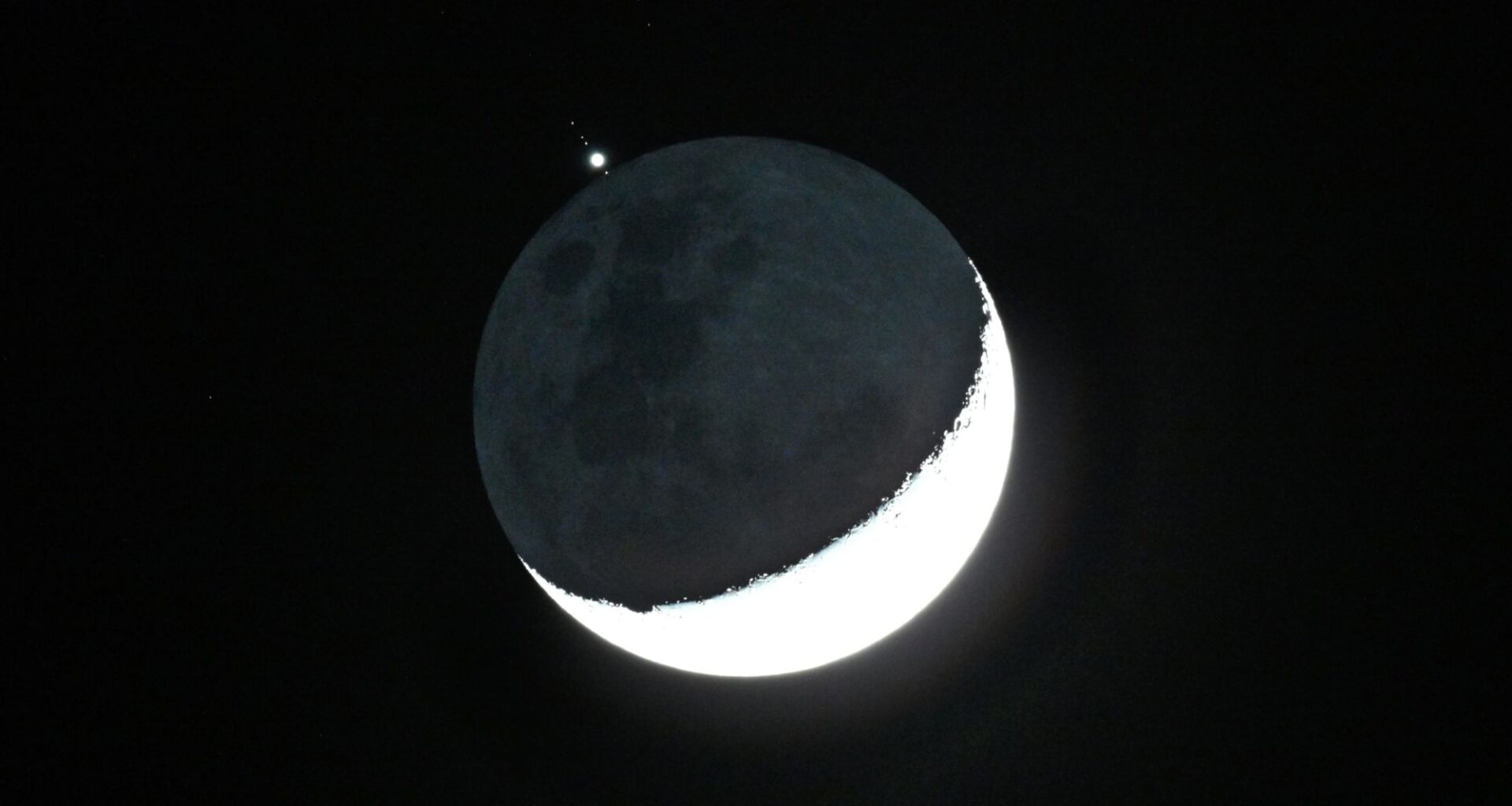 The moon hides Jupiter in spectacular photographs of October's lunar occultation