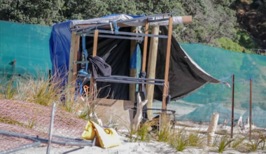 'We've been spat at': Wardens abused at Mauao cordon, build own shelter