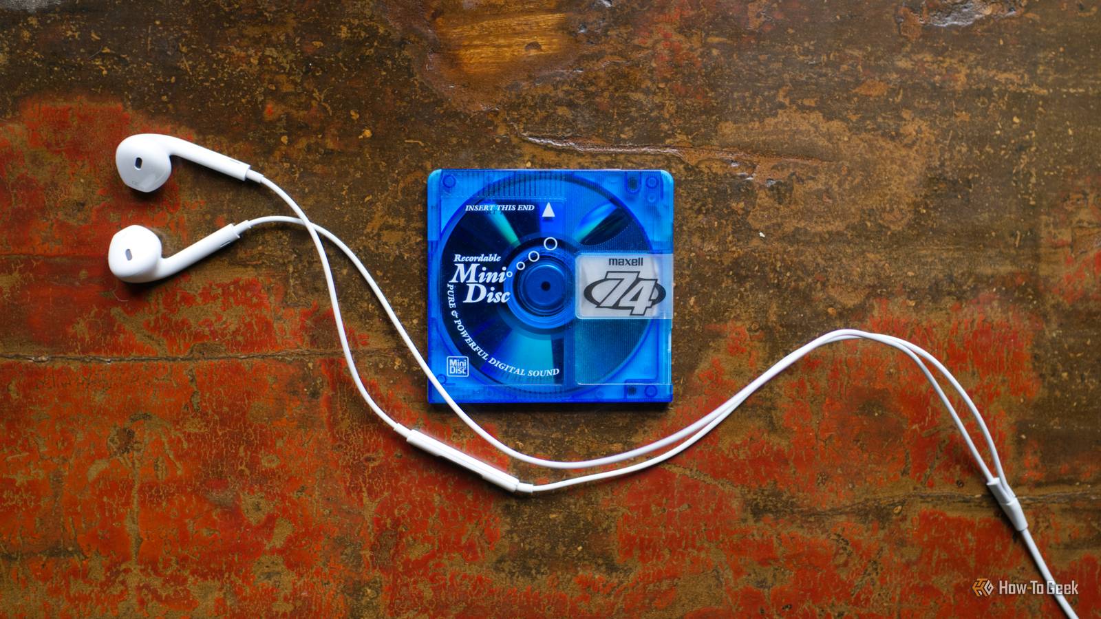 7 old gadgets that prove the 1990s were peak tech