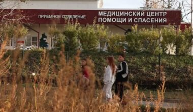Russian hospital quarantined after plague lab worker dies