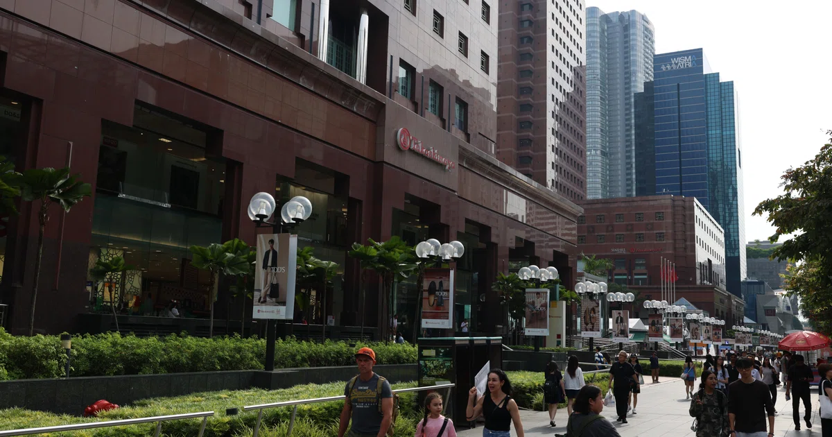 Singapore retail sales growth slows to 0.7% in August, misses forecasts