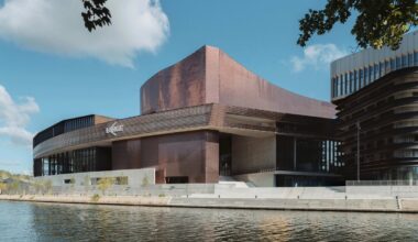 Sprawling contemporary art centre Large opens on island near Paris - The Art Newspaper