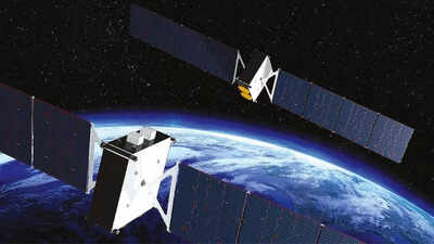 As Elon Musk pushes to expand Starlink across the world, over 11,000 SpaceX satellites that run the network face a growing collision problem in Earth's orbit