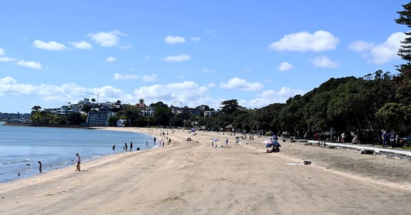 Phone found with intimate recordings from Auckland changing rooms