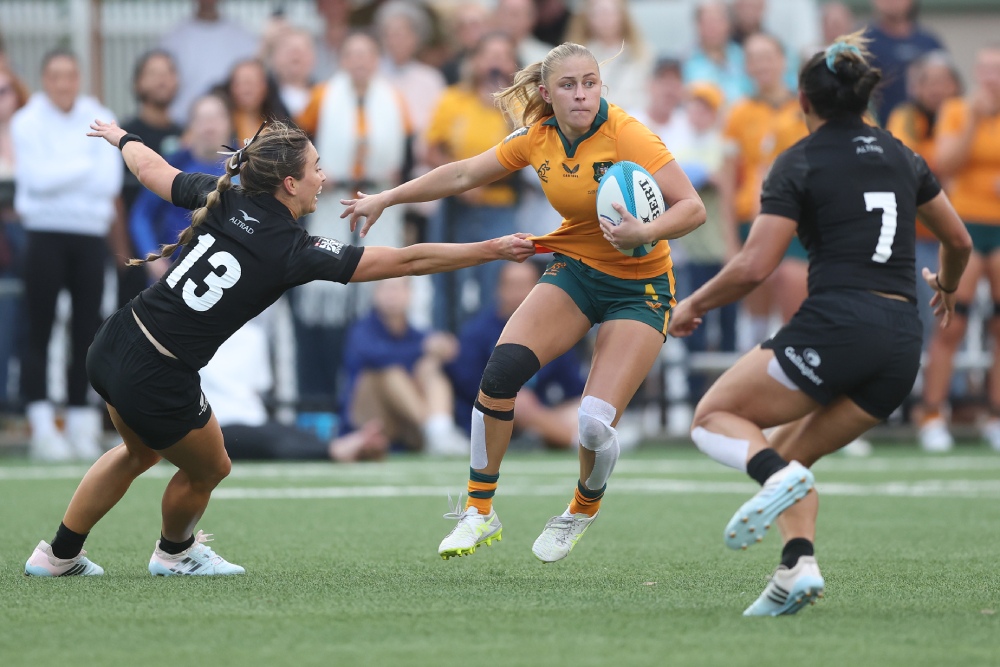WATCH REPLAY: Women's Sevens sweep New Zealand, Men split matches with Fiji