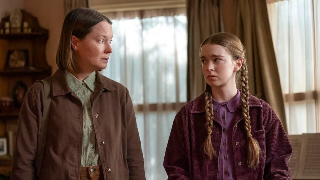 Samantha Sloyan and Summer H. Howell, Carrie