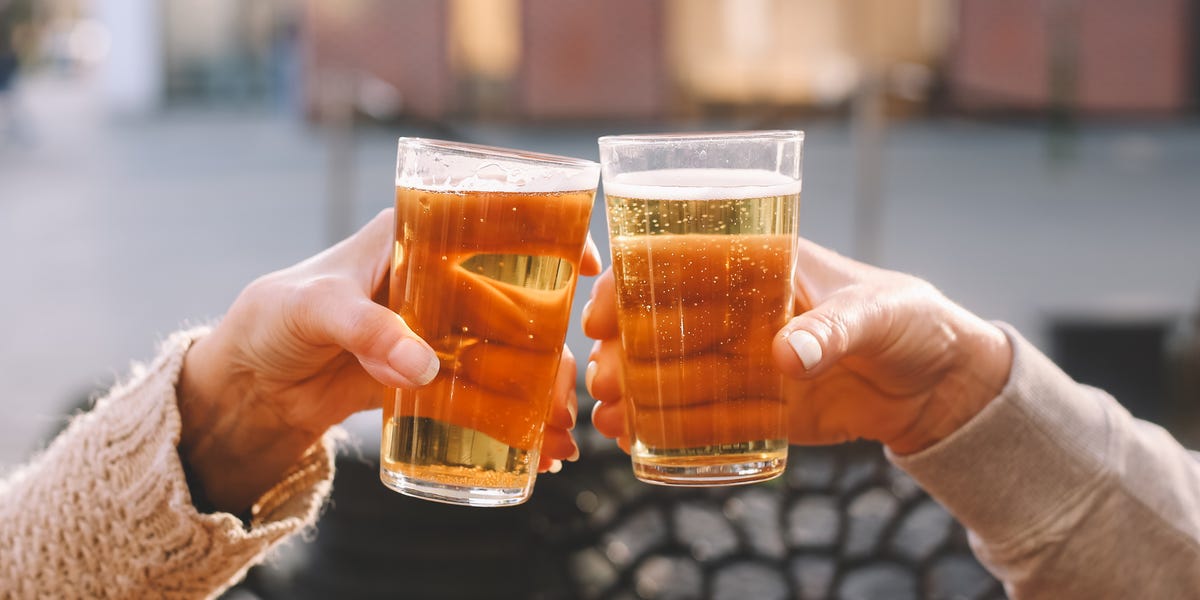 How Much Alcohol Can Runners Drink Without Hurting Their Training or Performance?