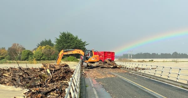 Vulnerable 114-year-old Martinborough bridge shut for debris removal