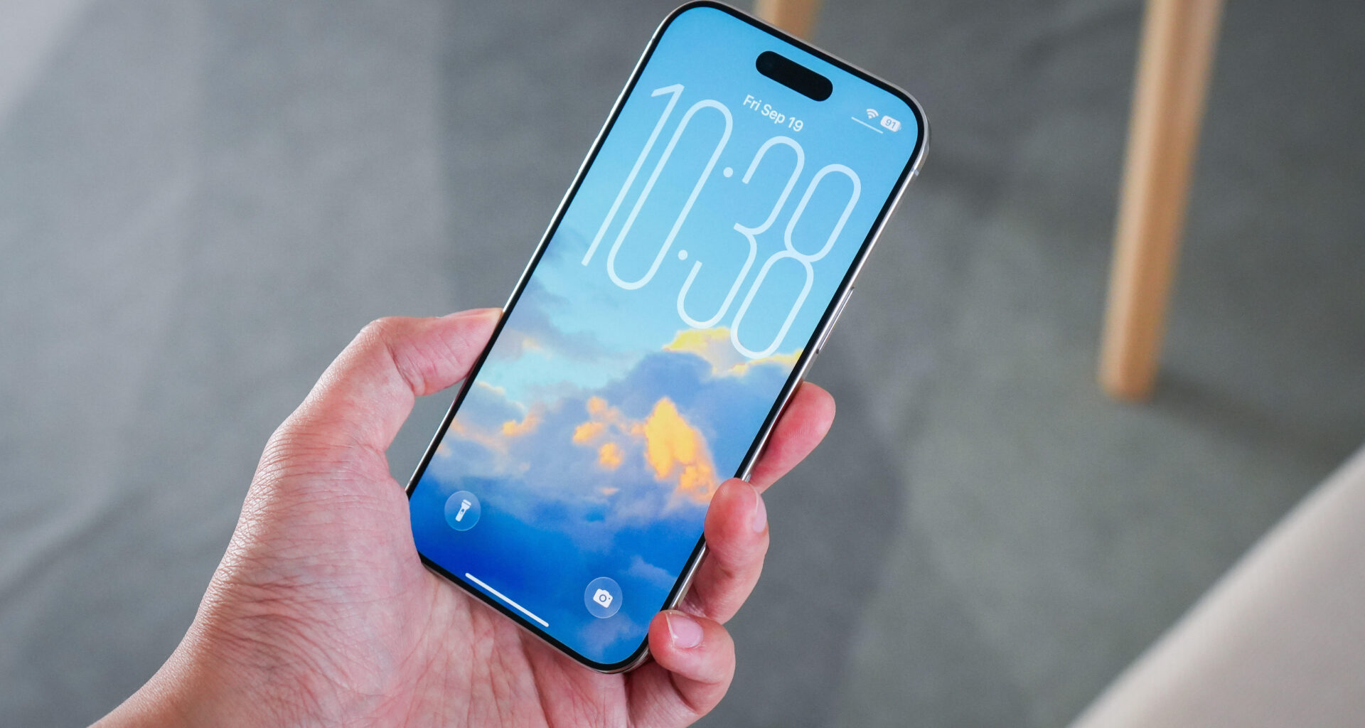 You can update your iPhone to iOS 26 for free right now - here's which models support it