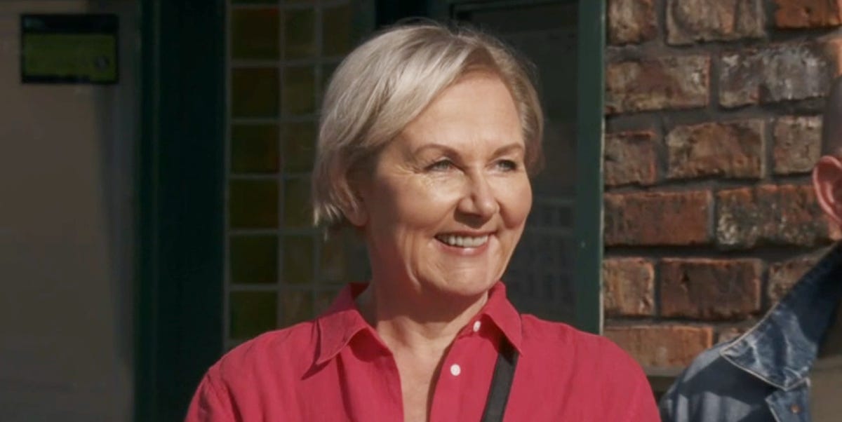 Coronation Street's Sue Cleaver and Les Dennis land new role alongside EastEnders favourite