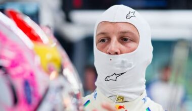 Lawson to start 8th for Singapore sprint as F1 future hangs in balance