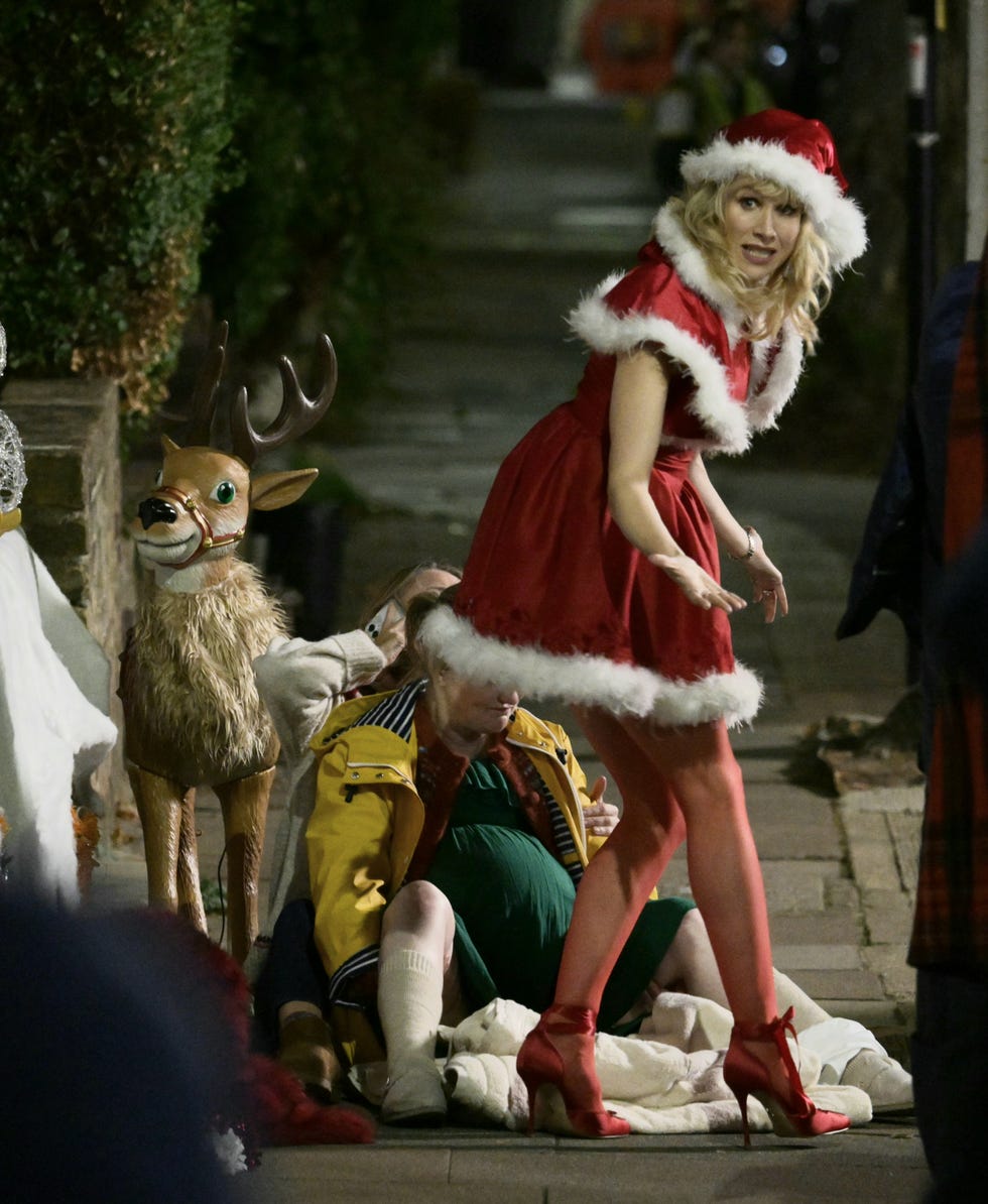 philippa dunne, lucy punch, filming amandaland christmas special