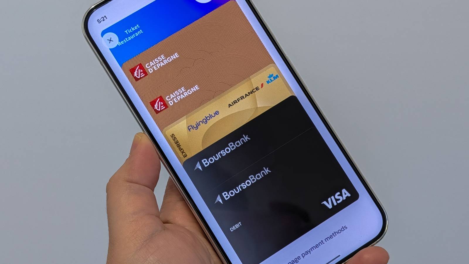Google Wallet's new card stack is confusing; here are 4 ways to fix it