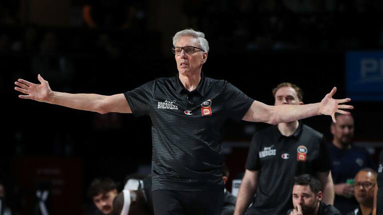 Gordon Herbert, head coach of the Breakers.