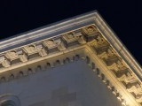 Low-light comparison, telephoto camera (8x): iPhone 18 Pro - 200mm, f/2.8, ISO 2000, 1/25s (4032x3024px) - iPhone 18 Pro Max vs. iPhone 17 Pro Max