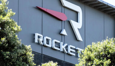 Rocket Lab Is About to Challenge SpaceX as Space Leader