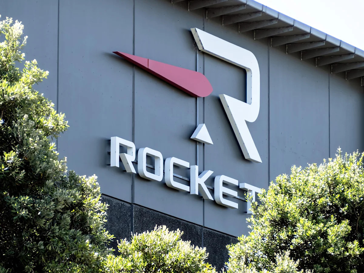 Rocket Lab Is About to Challenge SpaceX as Space Leader