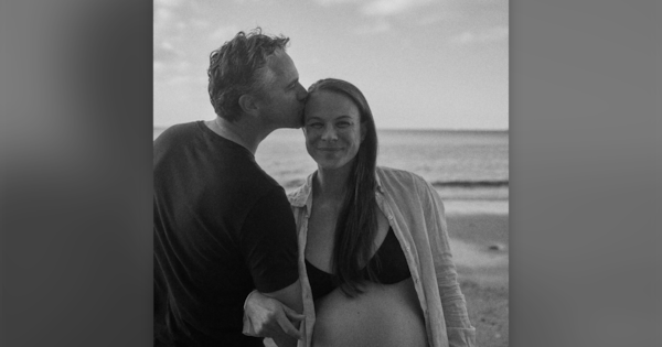 'Completely in love': Dame Lisa Carrington welcomes baby girl