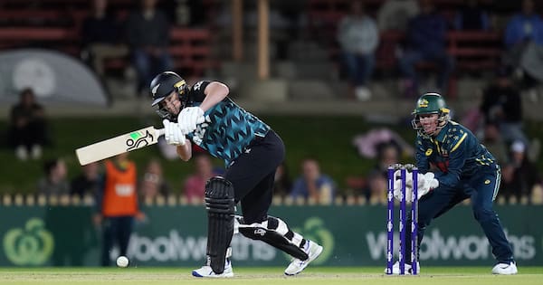 Australia survive scare to beat NZ in first women's T20