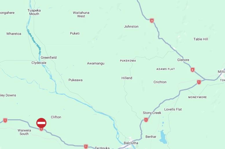 Two seriously hurt as crash closes highway south of Dunedin
