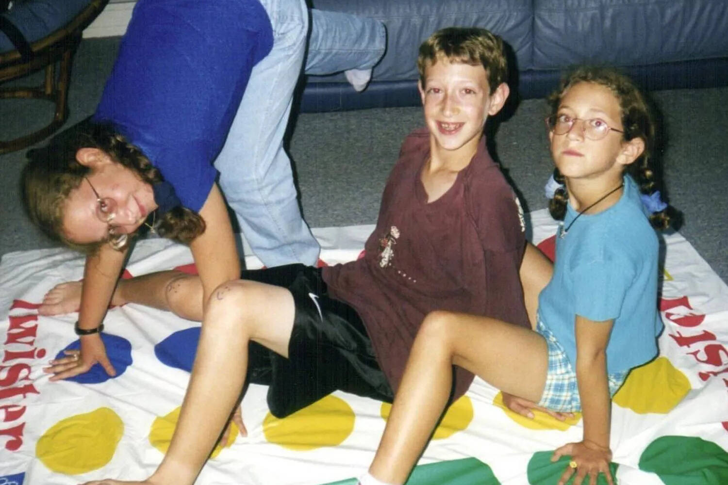 Mark Zuckerberg is the second of four siblings, with elder sister Randi Zuckerberg and younger sisters Donna Zuckerberg and Arielle Zuckerberg. Mark Zuckerberg is the second of four siblings, with elder sister Randi Zuckerberg and younger sisters Donna Zuckerberg and Arielle Zuckerberg.
