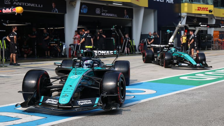 Both Mercedes cars struggled, with Antonelli in 4th and Russell 8th.