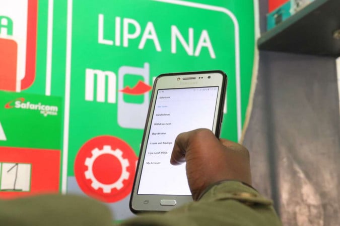 Safaricom explains Ksh250,000 M-Pesa transaction limit after customer complaint