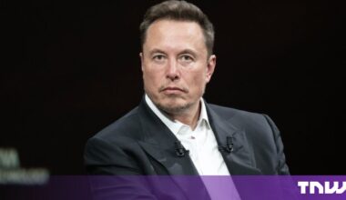 “AI, or SI, pardon me” will give you better healthcare than Elon Musk gets, says Elon Musk