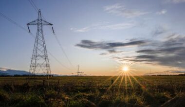 Power prices up for some pre-Christmas, despite wholesale prices falling