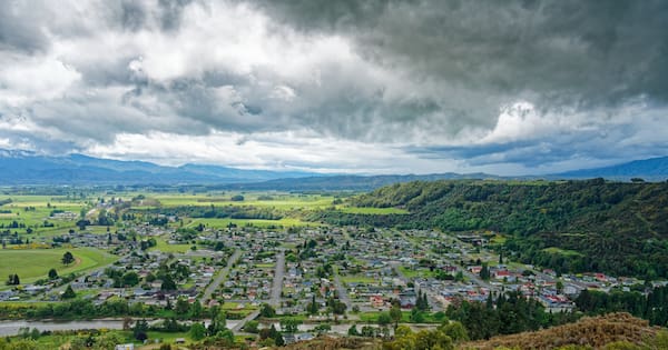 Wild spring weather to bring heavy rain, gales to parts of NZ