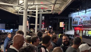 Rugby fans boo after CRL-bound trains delayed amid ABs' Eden Park win