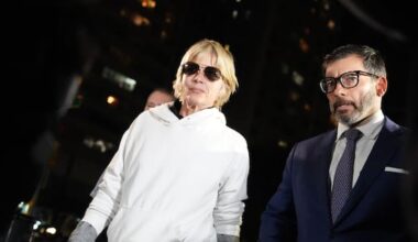 Selma Blair didn’t intend to hurt anyone on flight, say representatives