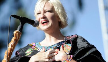 Sia Sells 50 Percent Stake in Catalogue for $180 Million