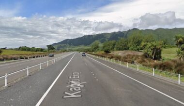 Speeding expressway driver's crash left debris strewn over all lanes