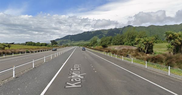 Speeding expressway driver's crash left debris strewn over all lanes