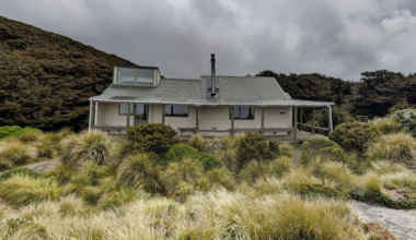 Teenager missing on Hawke's Bay school tramp found safe