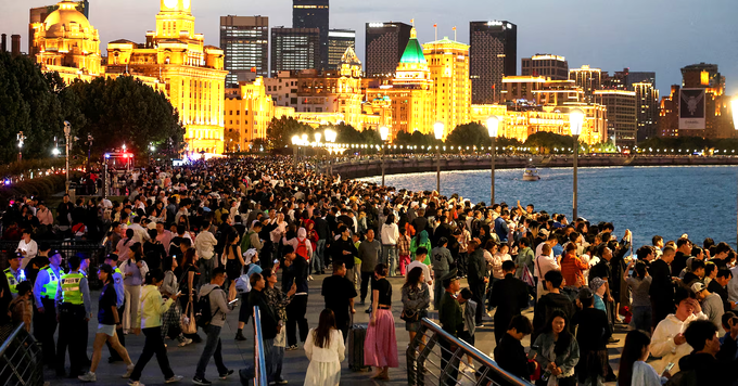 In world's 2nd largest economy, Golden Week spending per trip hits four-year low