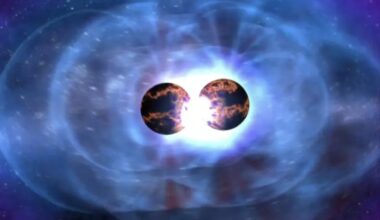 Illustration of a binary neutron star merger just as the two stars make contact. Credit: NASA/Goddard Space Flight Center