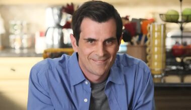 Modern Family Star Is Rebooting a Classic '90s Sitcom for NBC