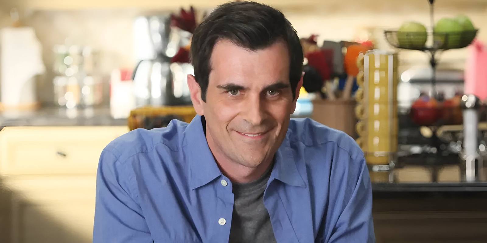 Modern Family Star Is Rebooting a Classic '90s Sitcom for NBC